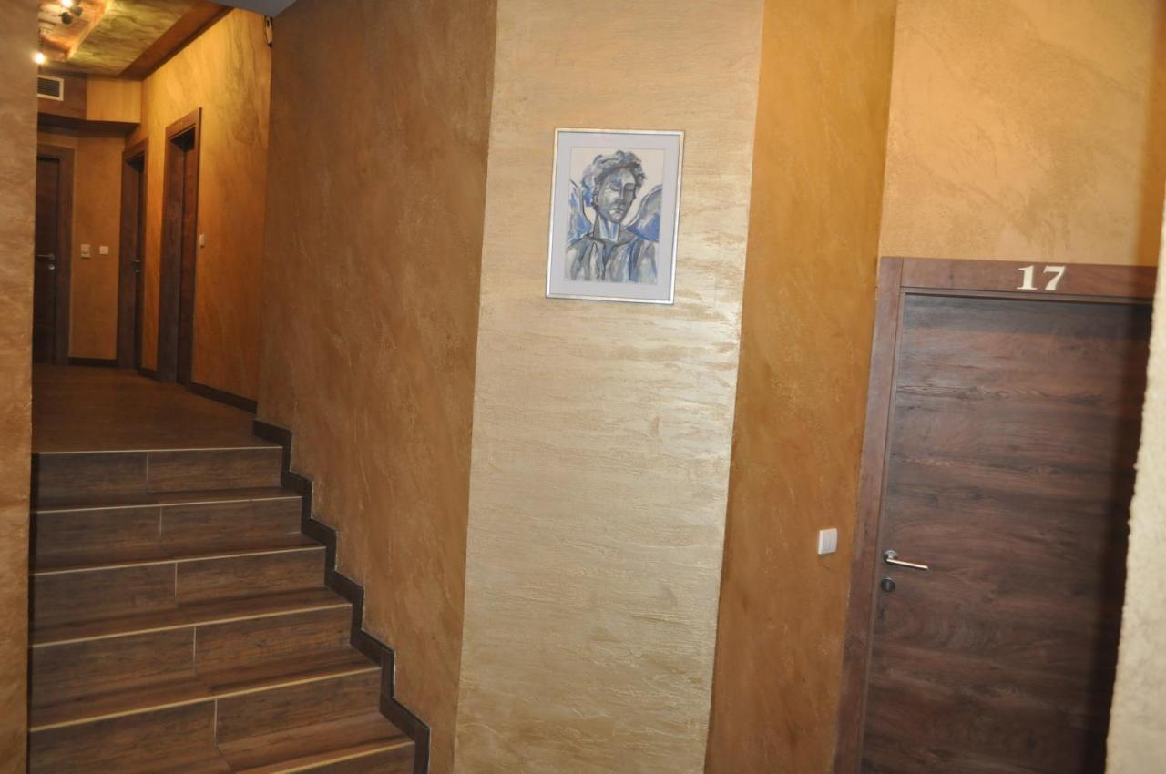 Hotel Каштел Pančevo Exterior foto